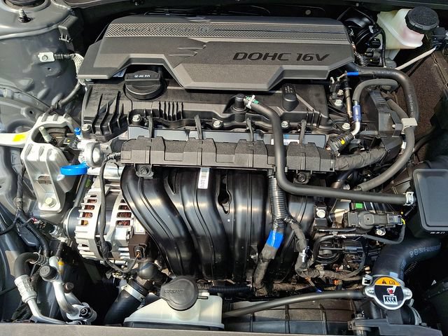 New 2026 Hyundai Elantra SE FWD image 19