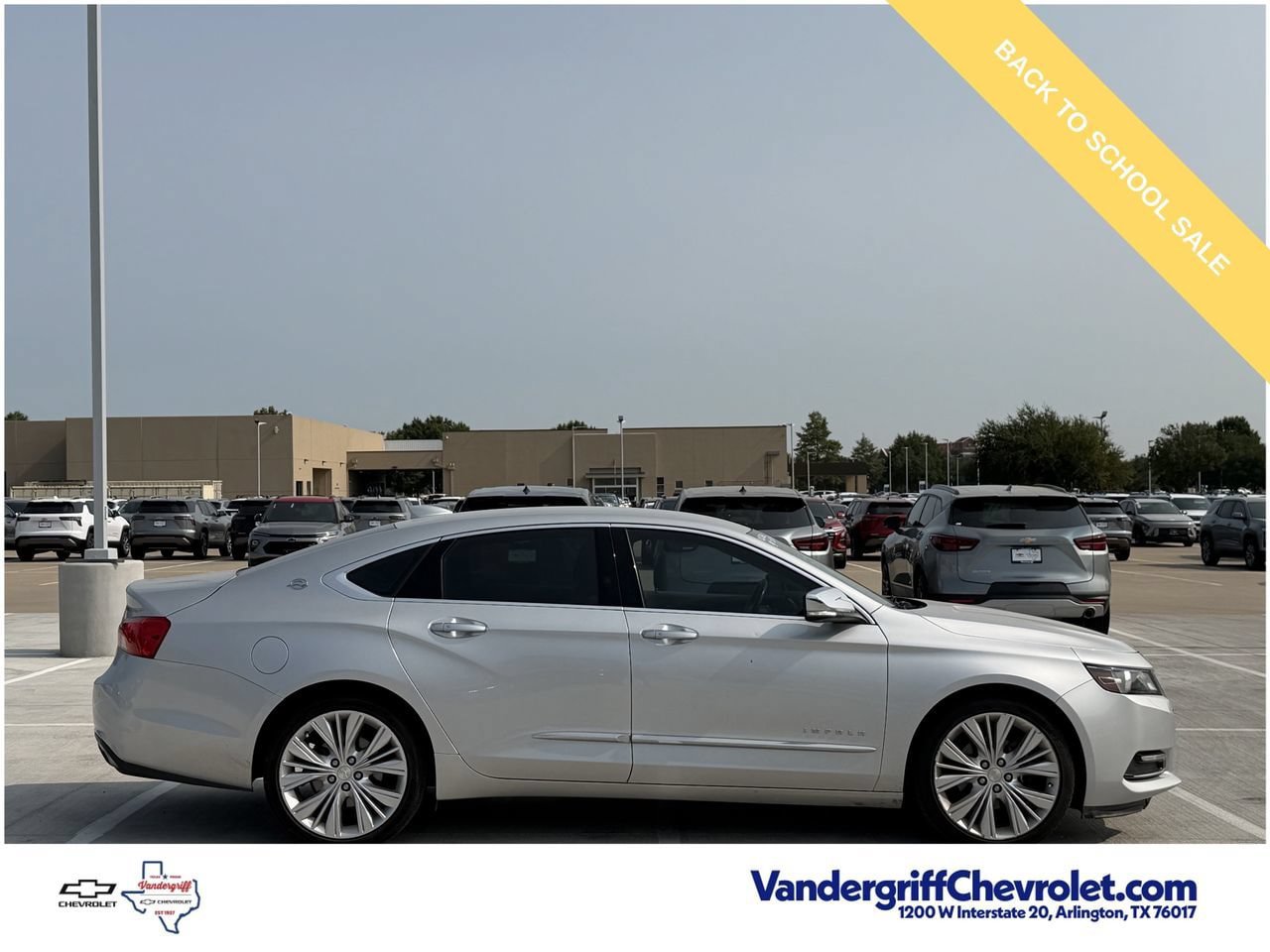 Used 2018 Chevrolet Impala Premier w/ Premier Confidence Package FWD image 3