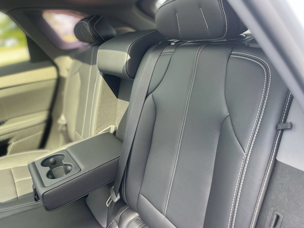 New 2027 Cadillac Optiq Sport w/ LPO, Floor Liner Package AWD/4WD image 37
