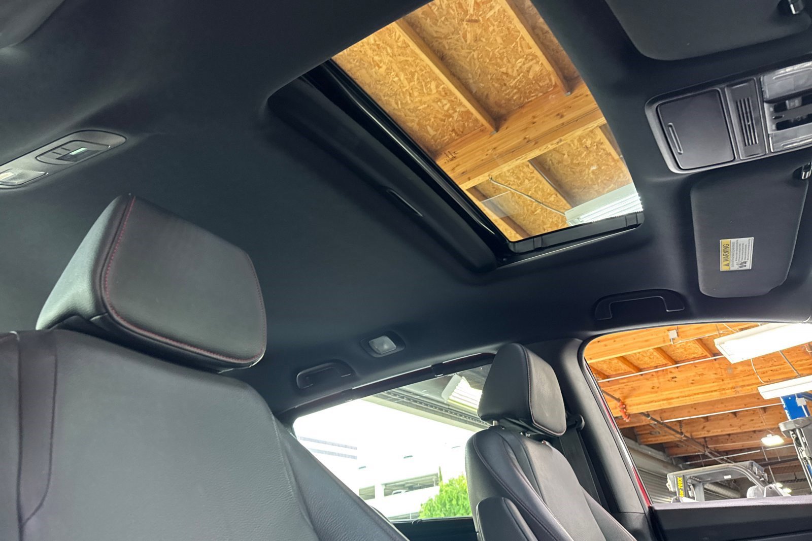 Certified 2023 Honda Odyssey Sport image 15