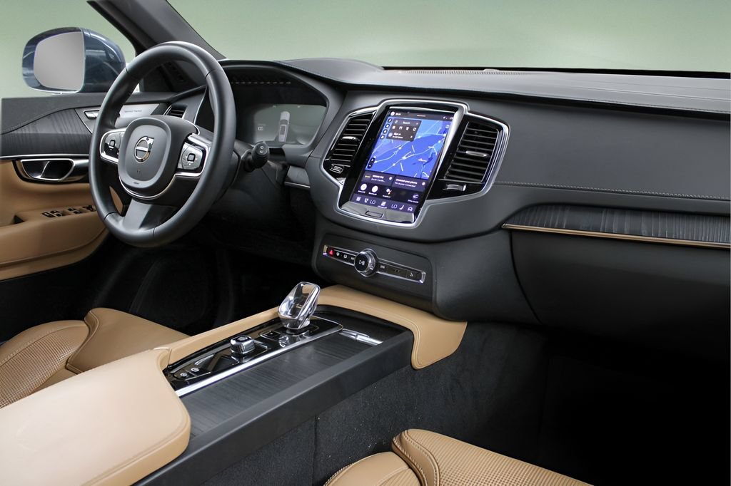 Certified 2023 Volvo XC90 B6 Ultimate w/ Protection Package Premier AWD/4WD image 19