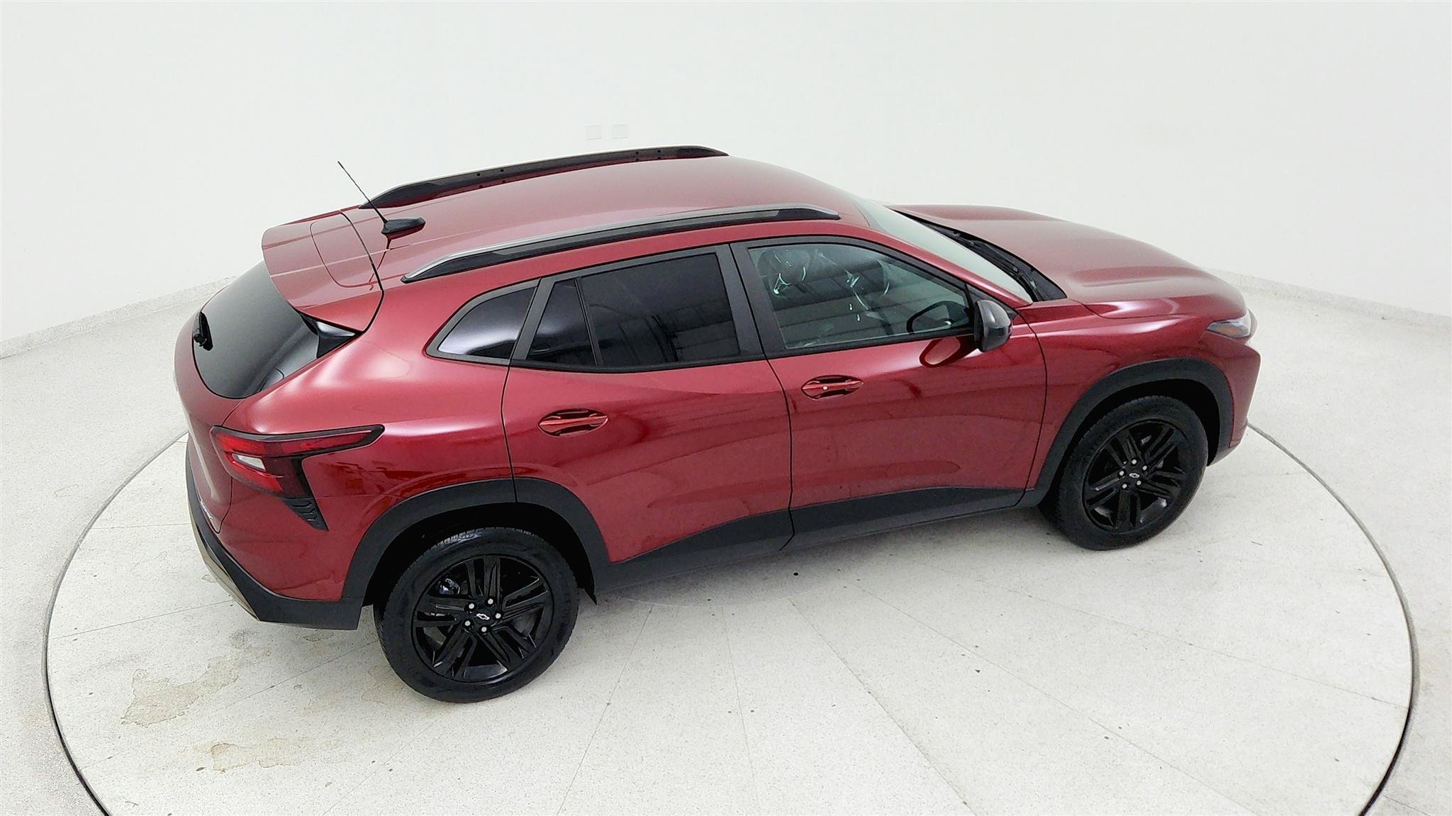 Used 2024 Chevrolet Trax ACTIV w/ Driver Confidence Package FWD image 36