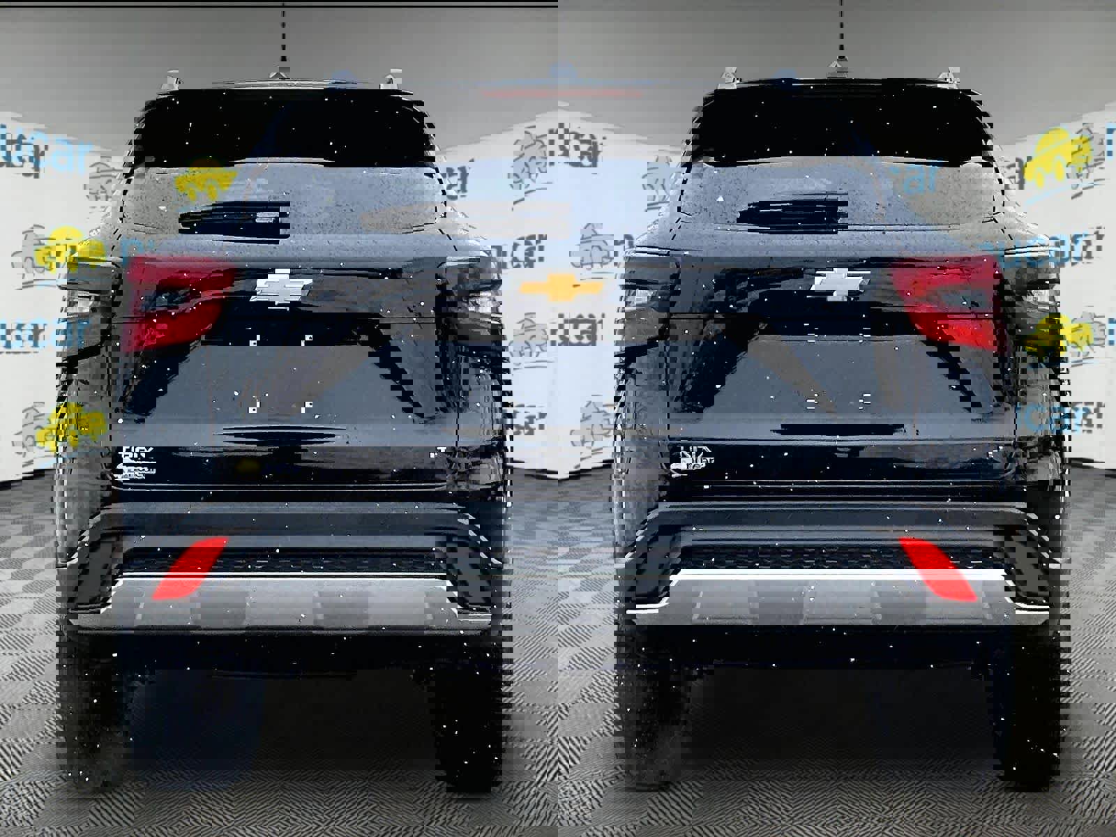 Used 2025 Chevrolet Trax LT w/ LT Convenience Package image 5