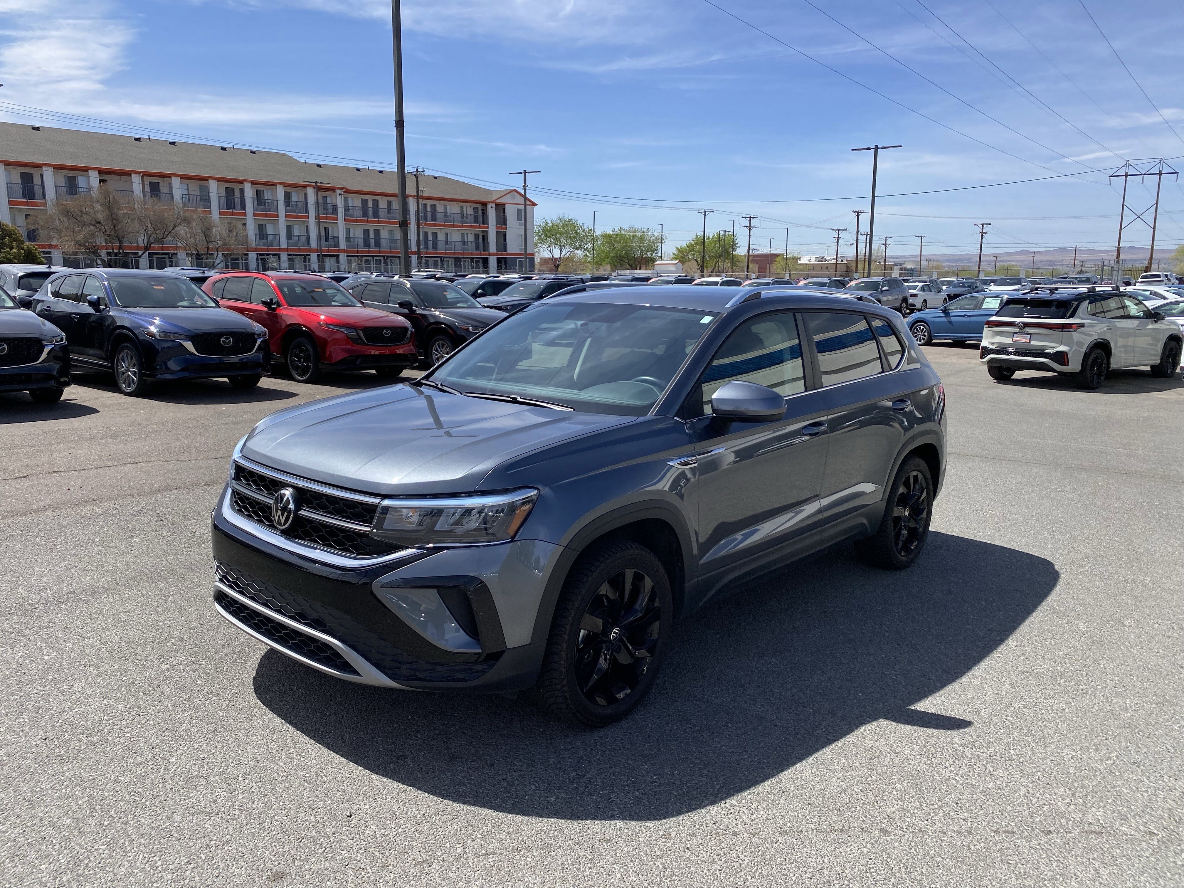 Certified 2022 Volkswagen Taos SE image 39