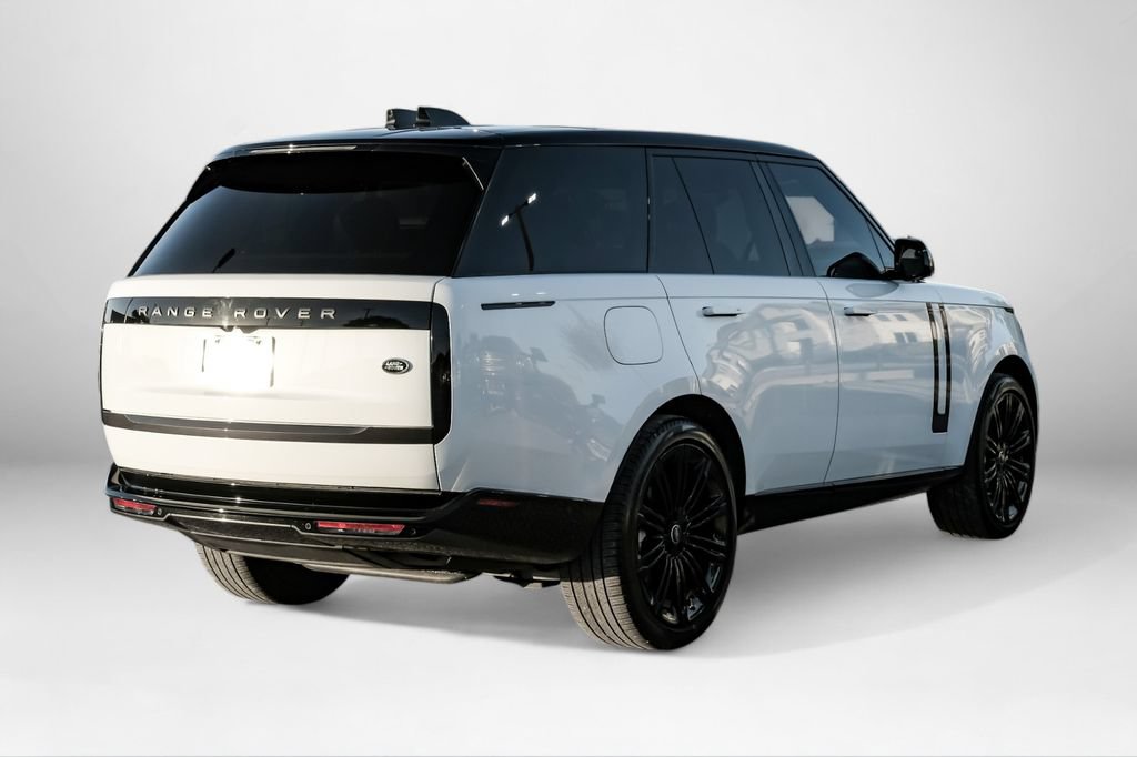 Used 2022 Land Rover Range Rover SE AWD/4WD image 5
