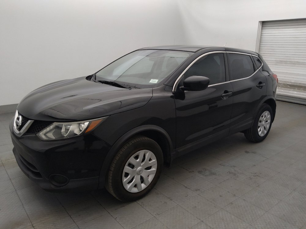 Used 2017 Nissan Rogue Sport S FWD image 2