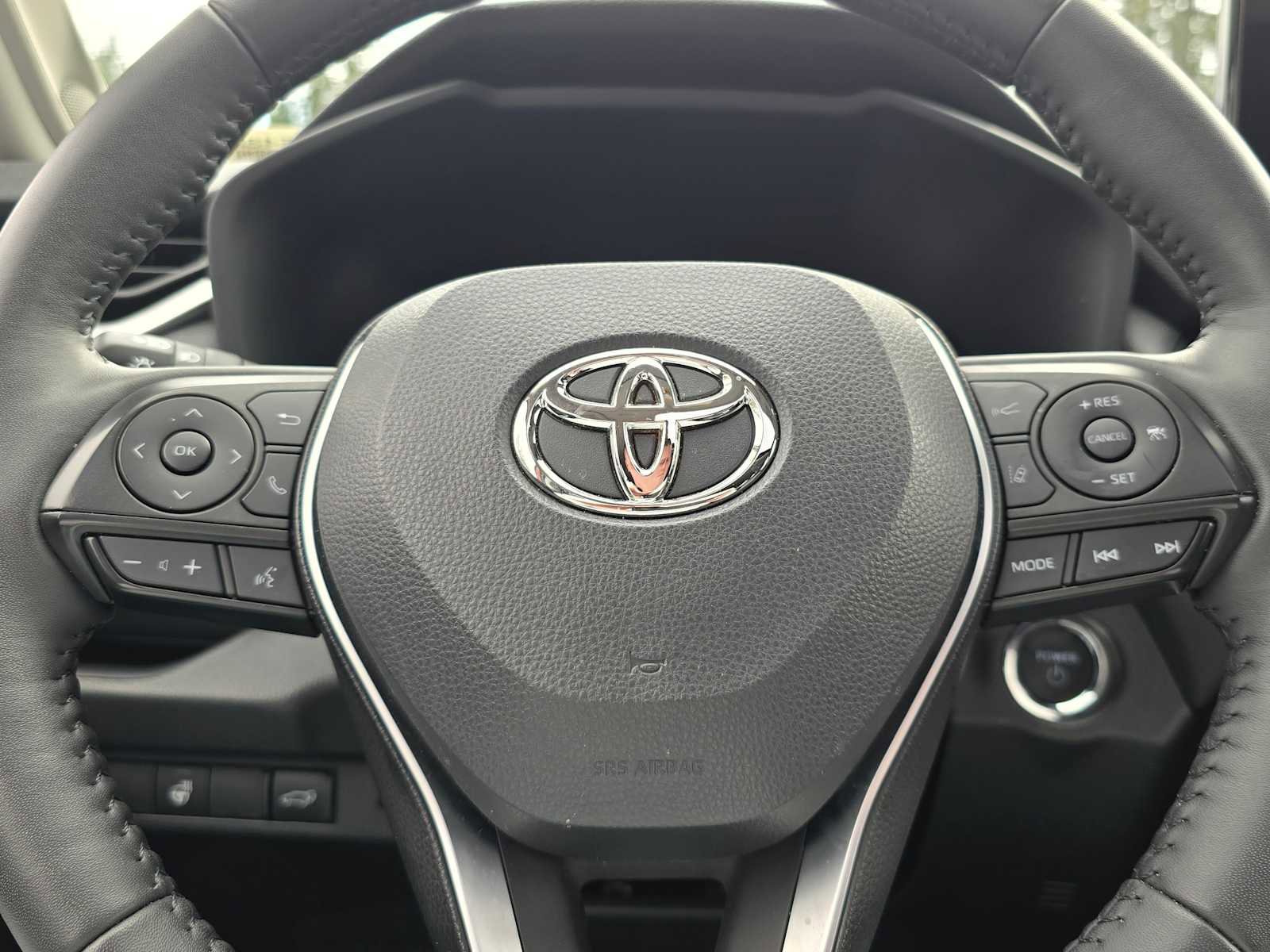 Used 2023 Toyota RAV4 XLE Premium AWD/4WD image 25