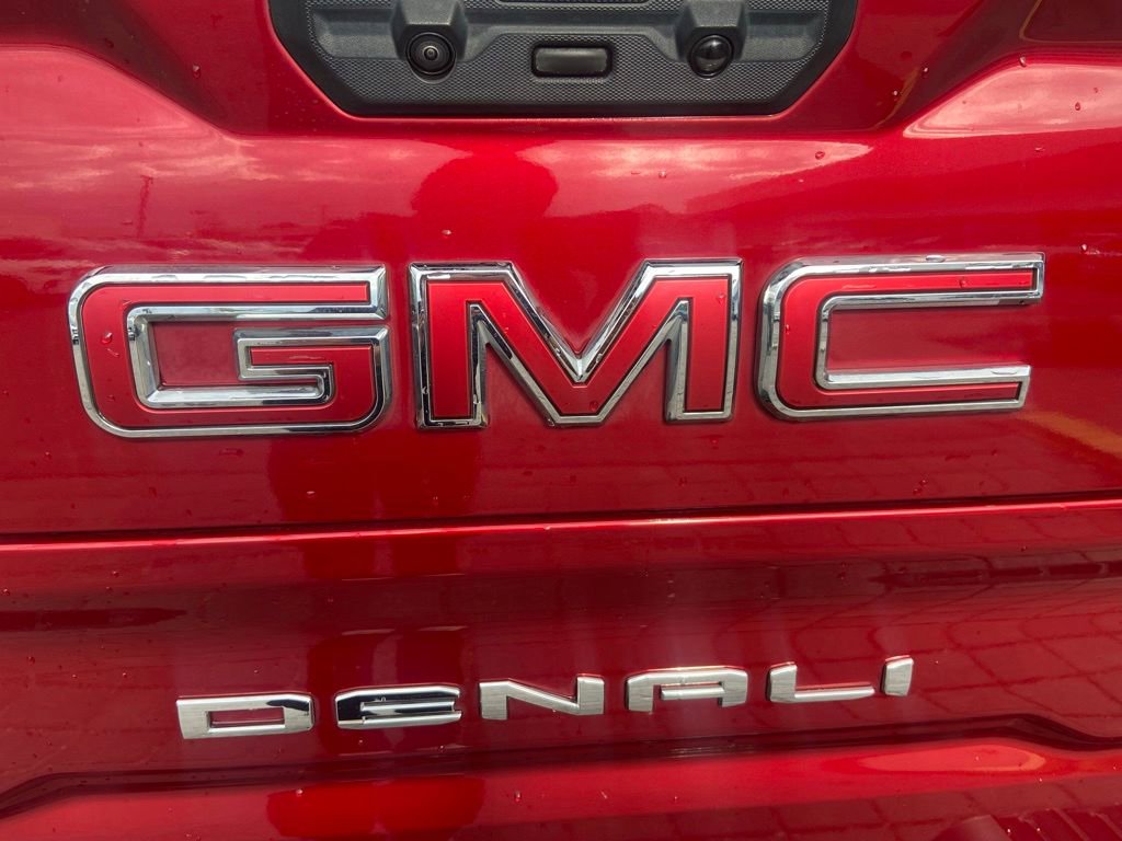 Used 2024 GMC Sierra 1500 Denali AWD/4WD image 8