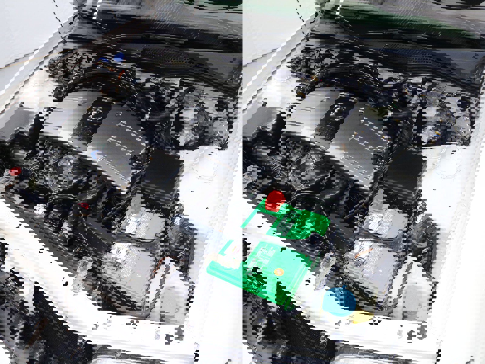 Used 2004 Acura RL w/Navigation System image 26