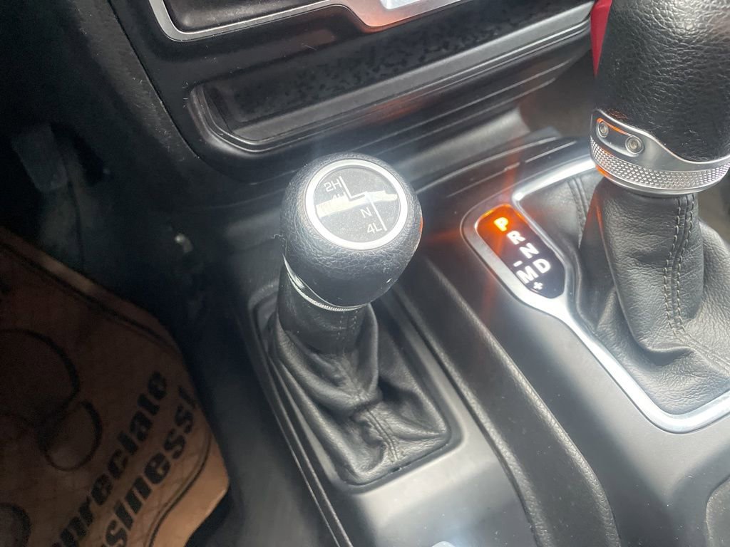 Certified 2021 Jeep Wrangler Sport S image 27