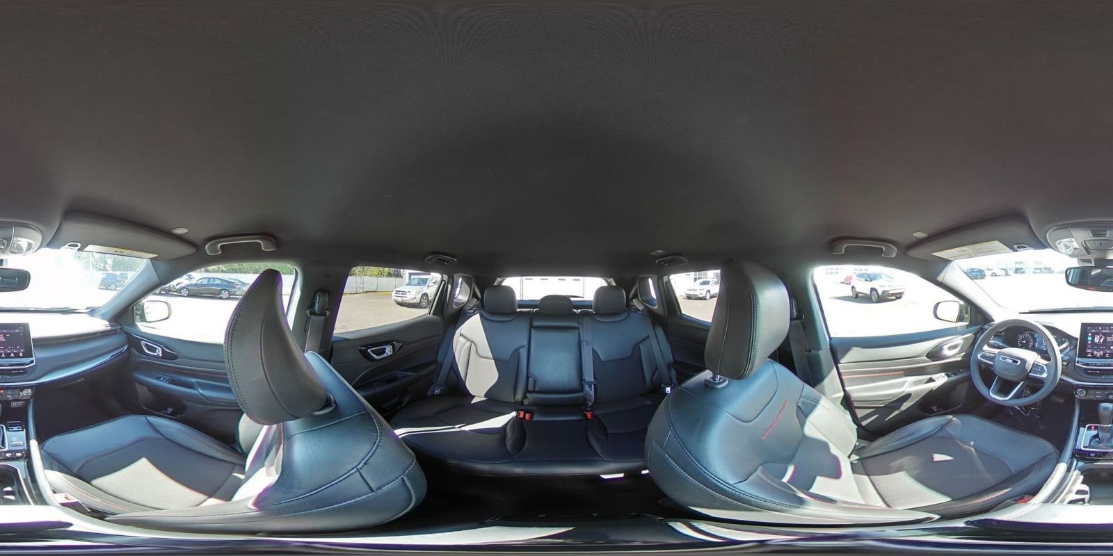 Used 2025 Jeep Compass Trailhawk image 42