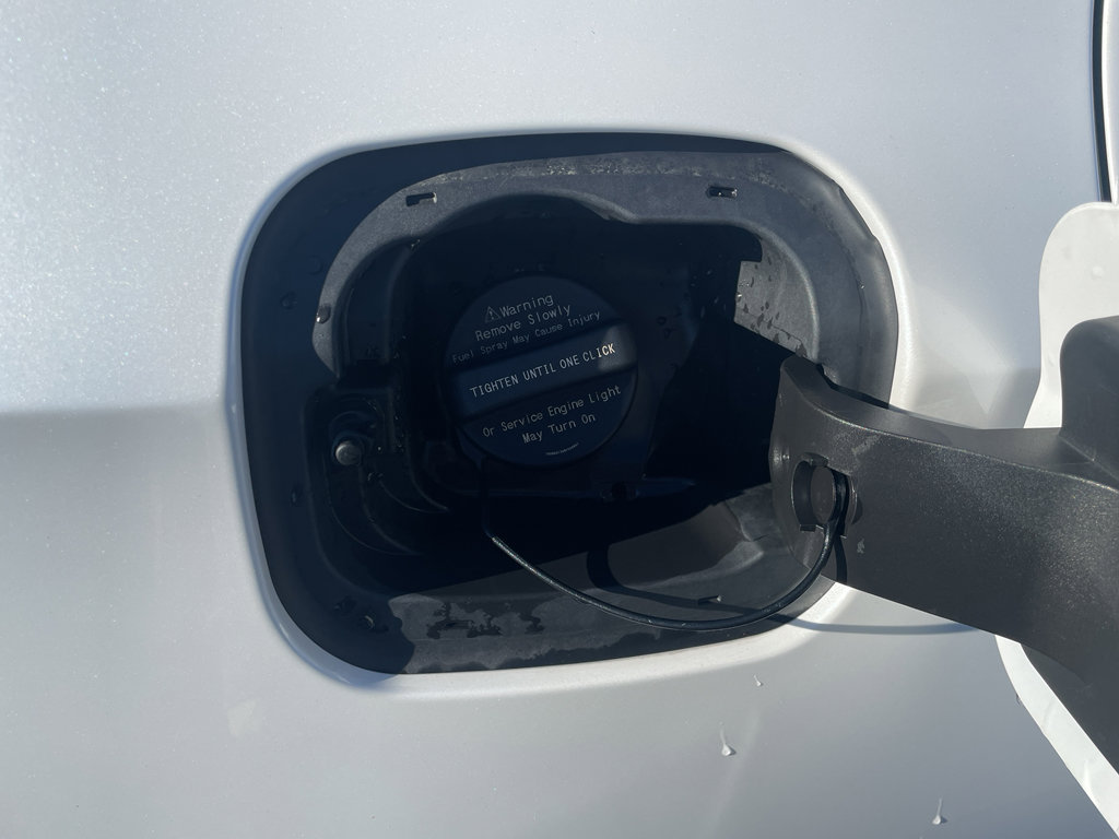 Used 2017 Chevrolet Volt Premier w/ Driver Confidence II Package image 10