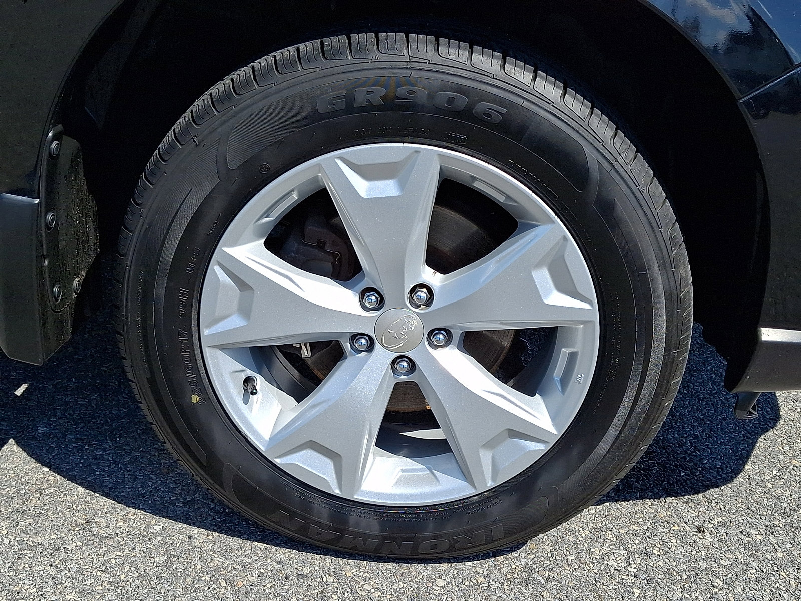 Used 2016 Subaru Forester 2.5i Limited AWD/4WD image 8