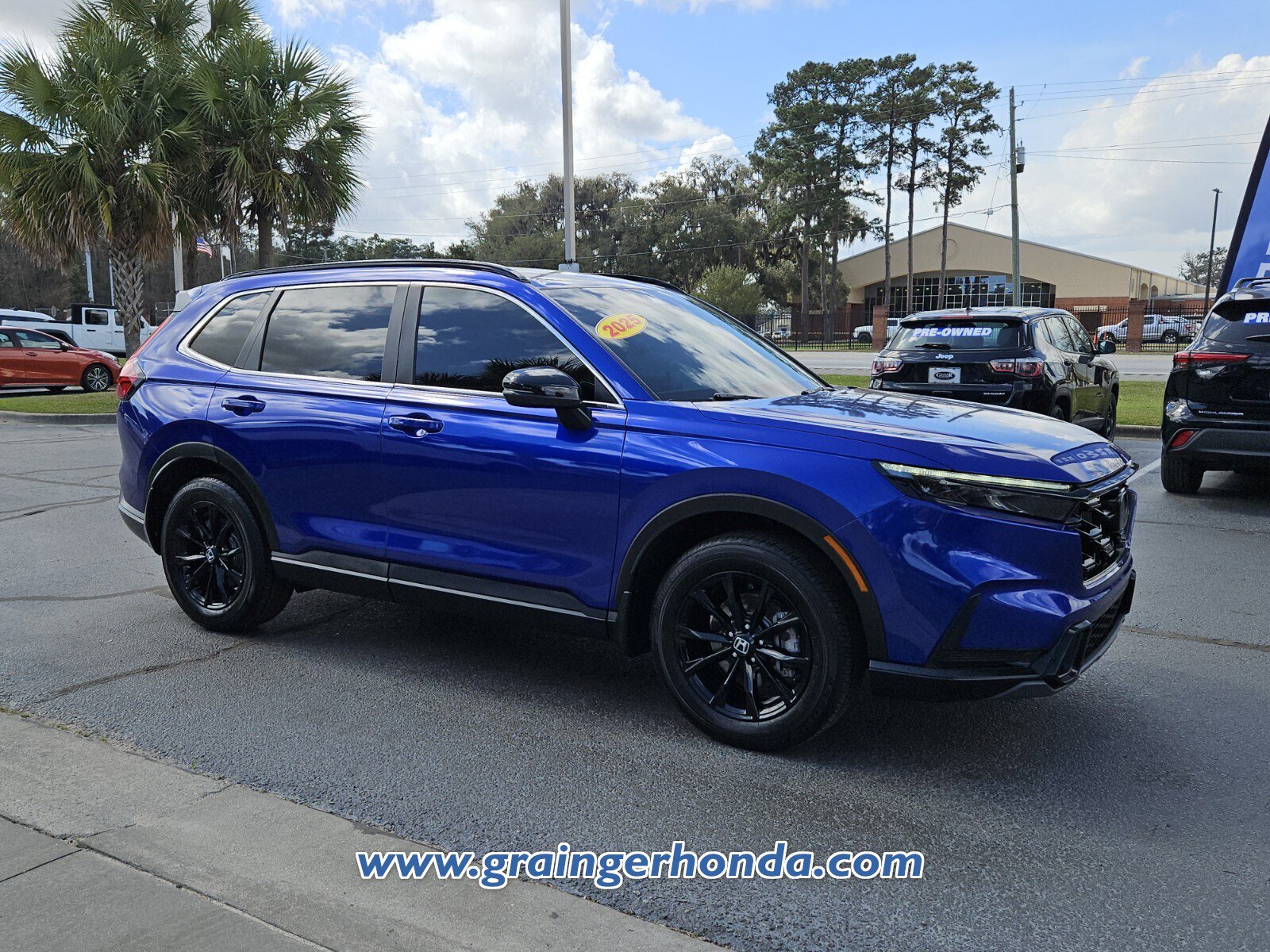 Certified 2025 Honda CR-V Sport image 7