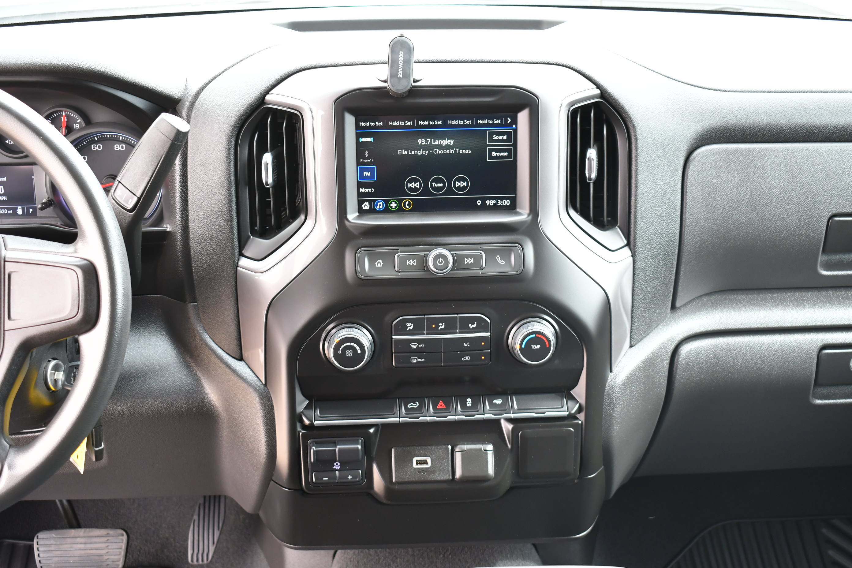 Used 2019 Chevrolet Silverado 1500 Custom w/ Custom Value Package RWD image 12