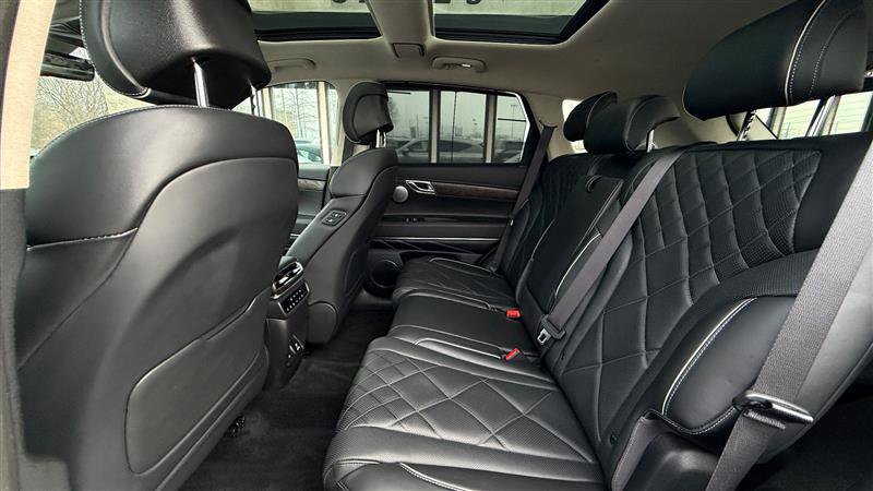 Used 2025 Genesis GV80 3.5T Prestige image 21