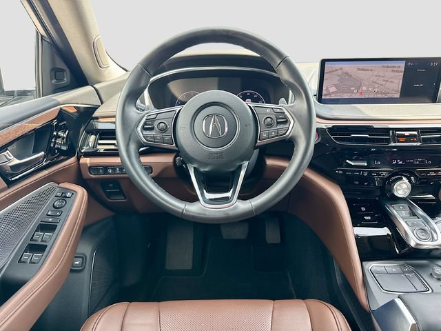 Used 2024 Acura MDX SH-AWD w/ Technology Package image 30