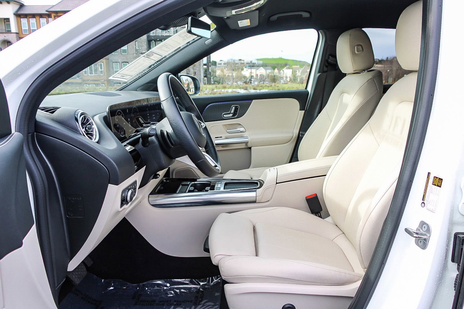 Certified 2025 Mercedes-Benz GLA 250 image 17