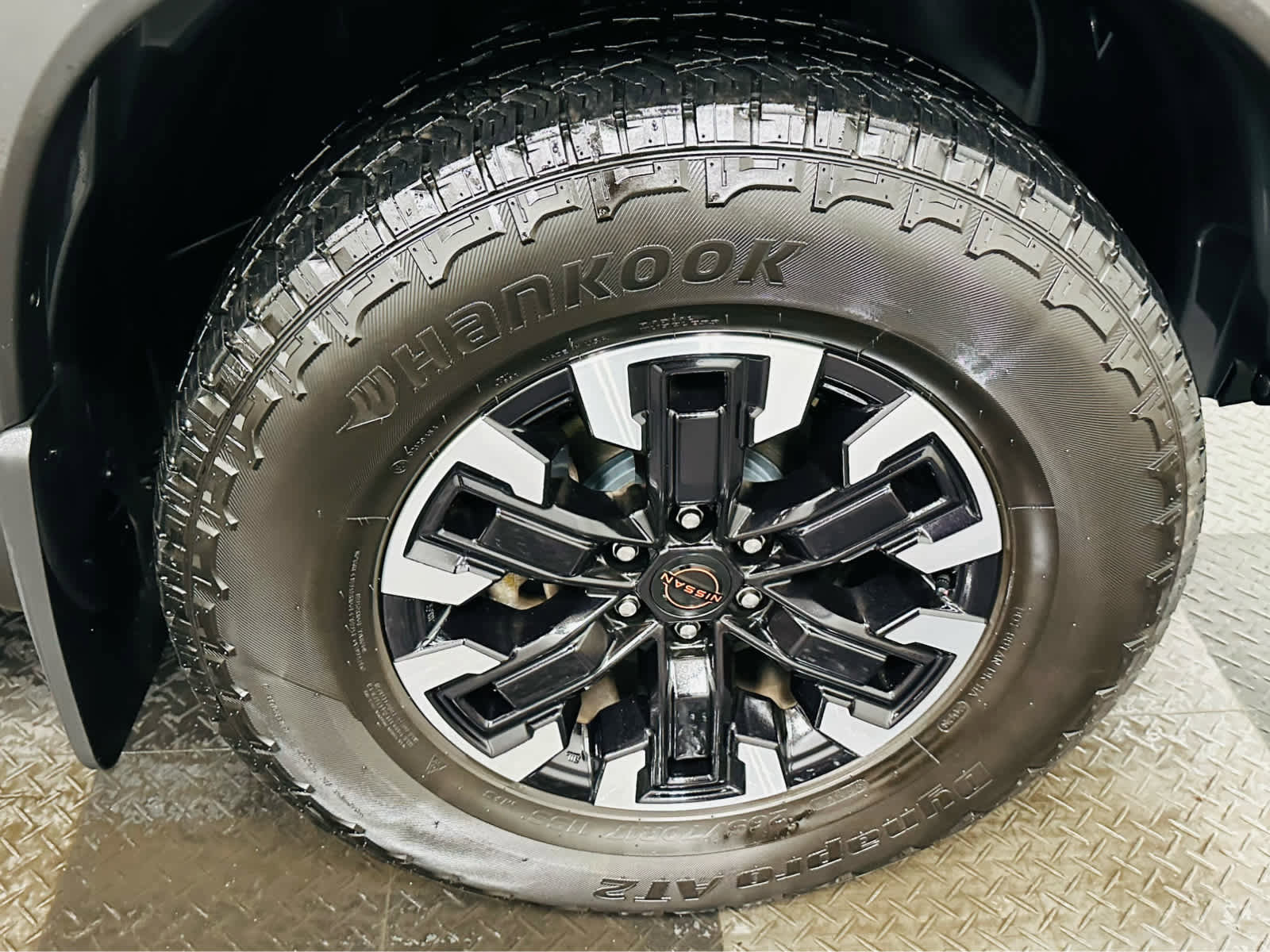 Used 2023 Nissan Frontier PRO-4X w/ Pro Convenience Package image 25