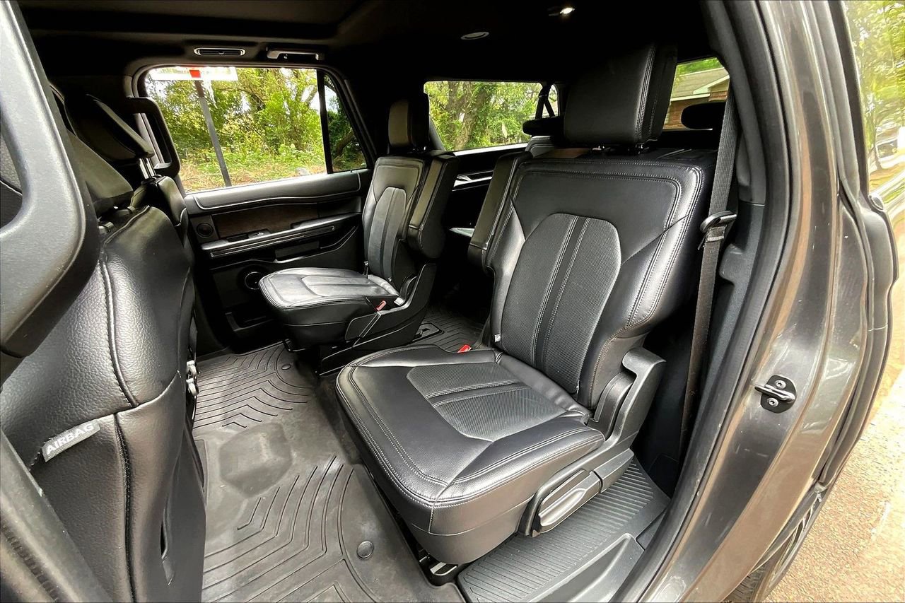 Used 2021 Ford Expedition Max Limited image 19