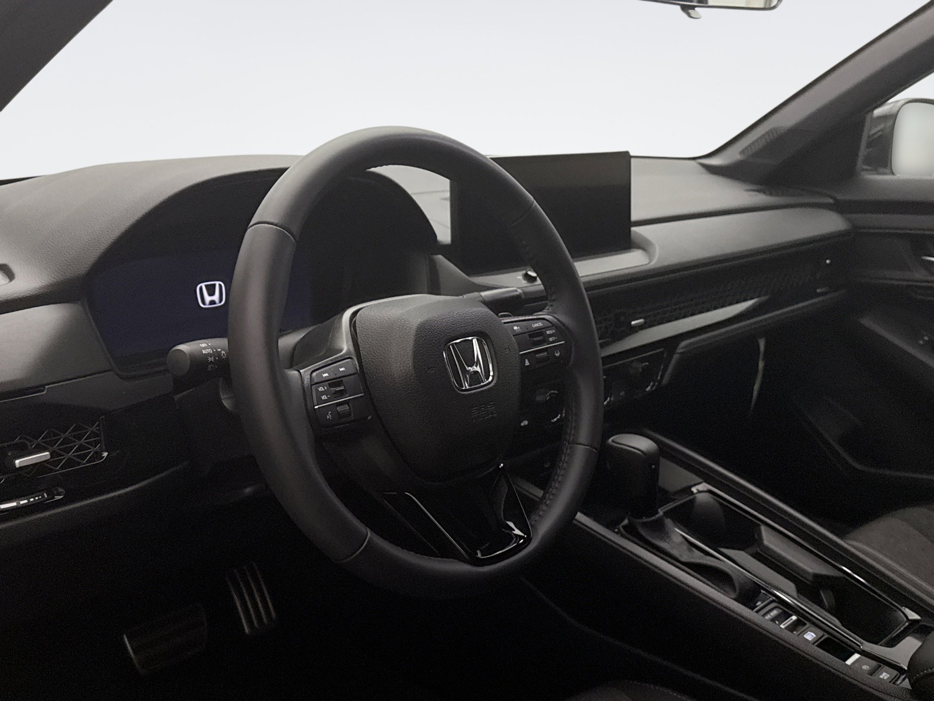 Used 2025 Honda Accord Sport image 7