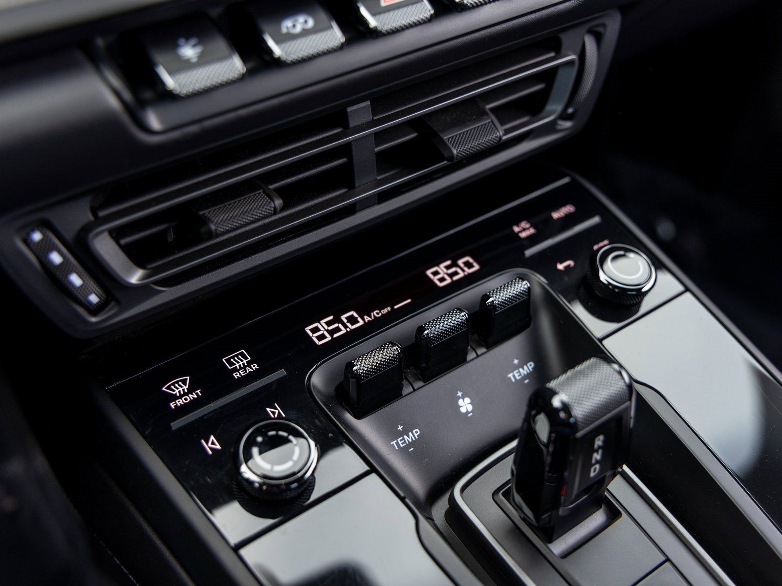 Certified 2022 Porsche 911 Carrera GTS image 39