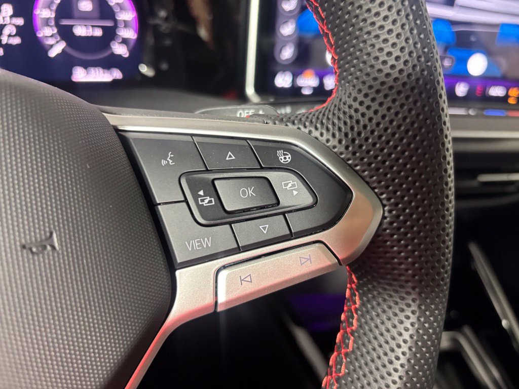New 2026 Volkswagen GTI SE FWD image 18