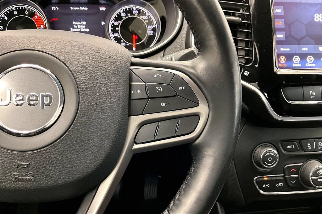 Used 2020 Jeep Cherokee Limited AWD/4WD image 20