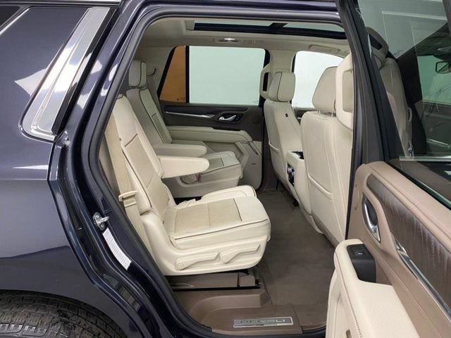 Used 2023 GMC Yukon Denali AWD/4WD image 38