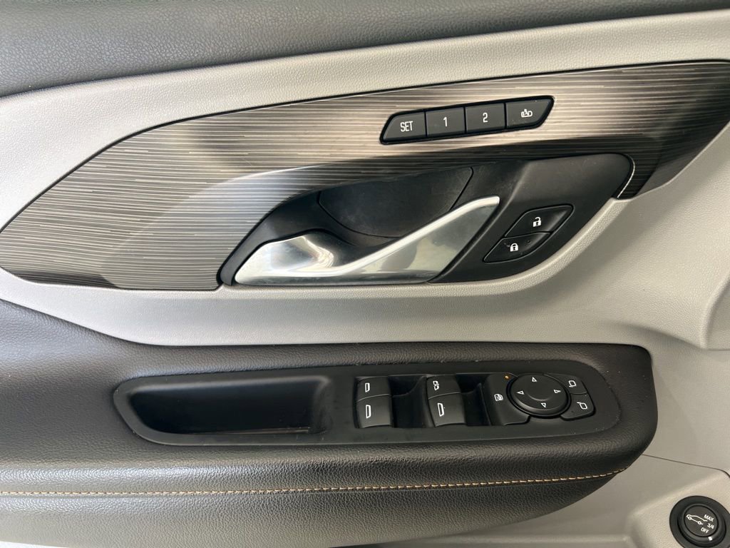 Used 2018 GMC Terrain SLT w/ Preferred Package FWD image 20