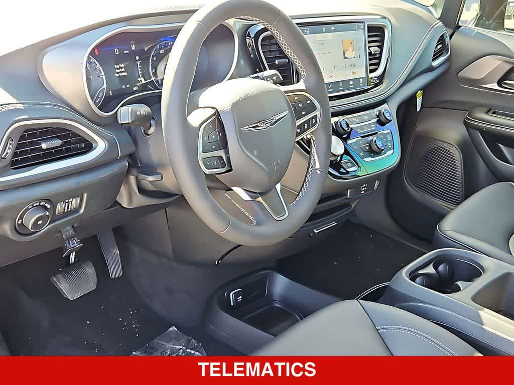New 2026 Chrysler Pacifica Select FWD image 10