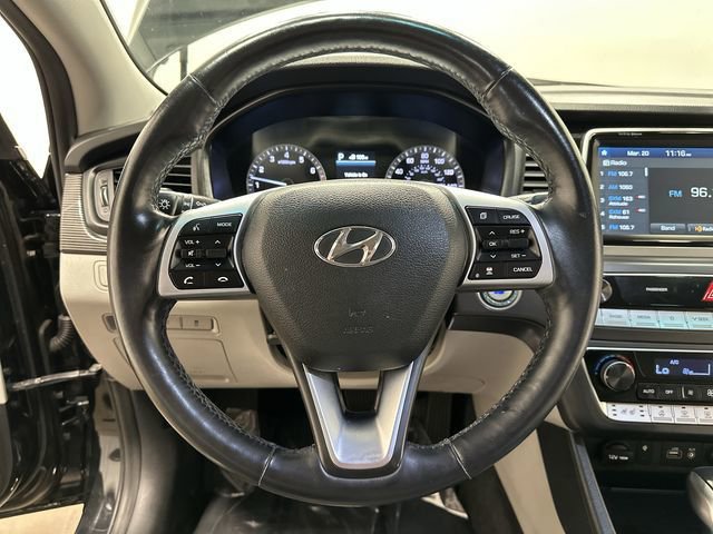 Used 2019 Hyundai Sonata Limited w/ Ultimate Package 04 image 8