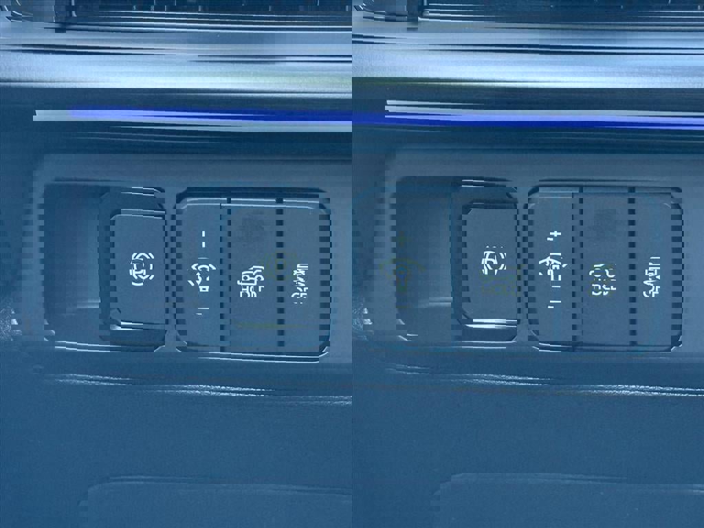 New 2026 Hyundai Santa Fe Calligraphy FWD image 17