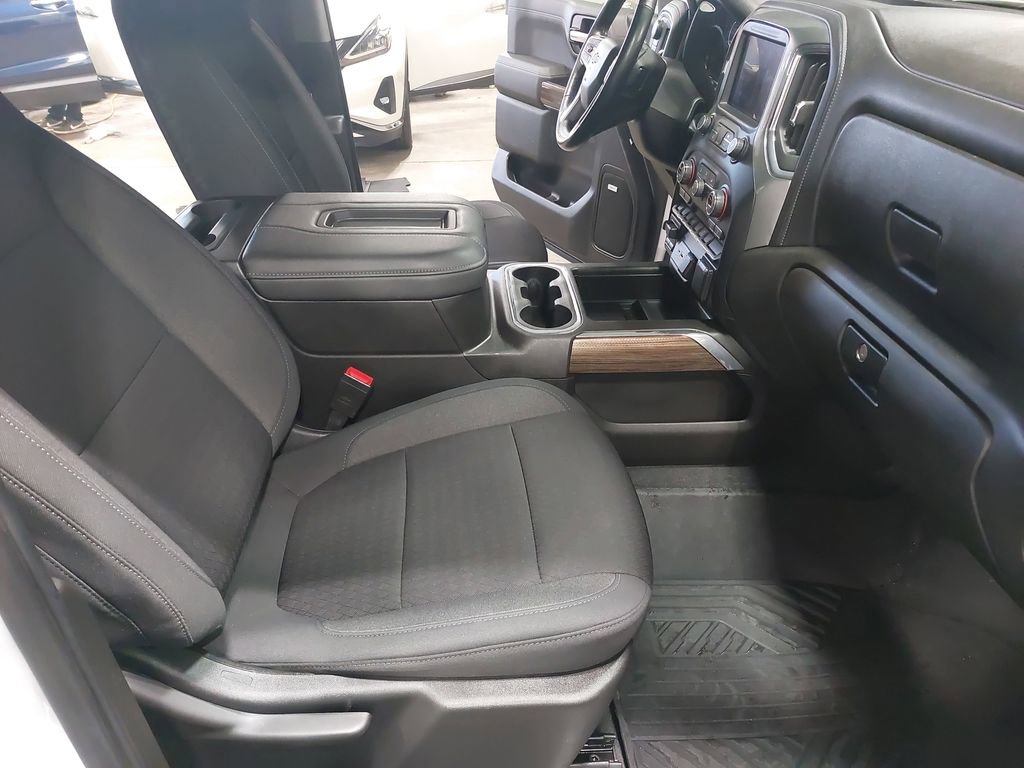 Used 2021 Chevrolet Silverado 1500 LT Trail Boss w/ Convenience Package II image 10