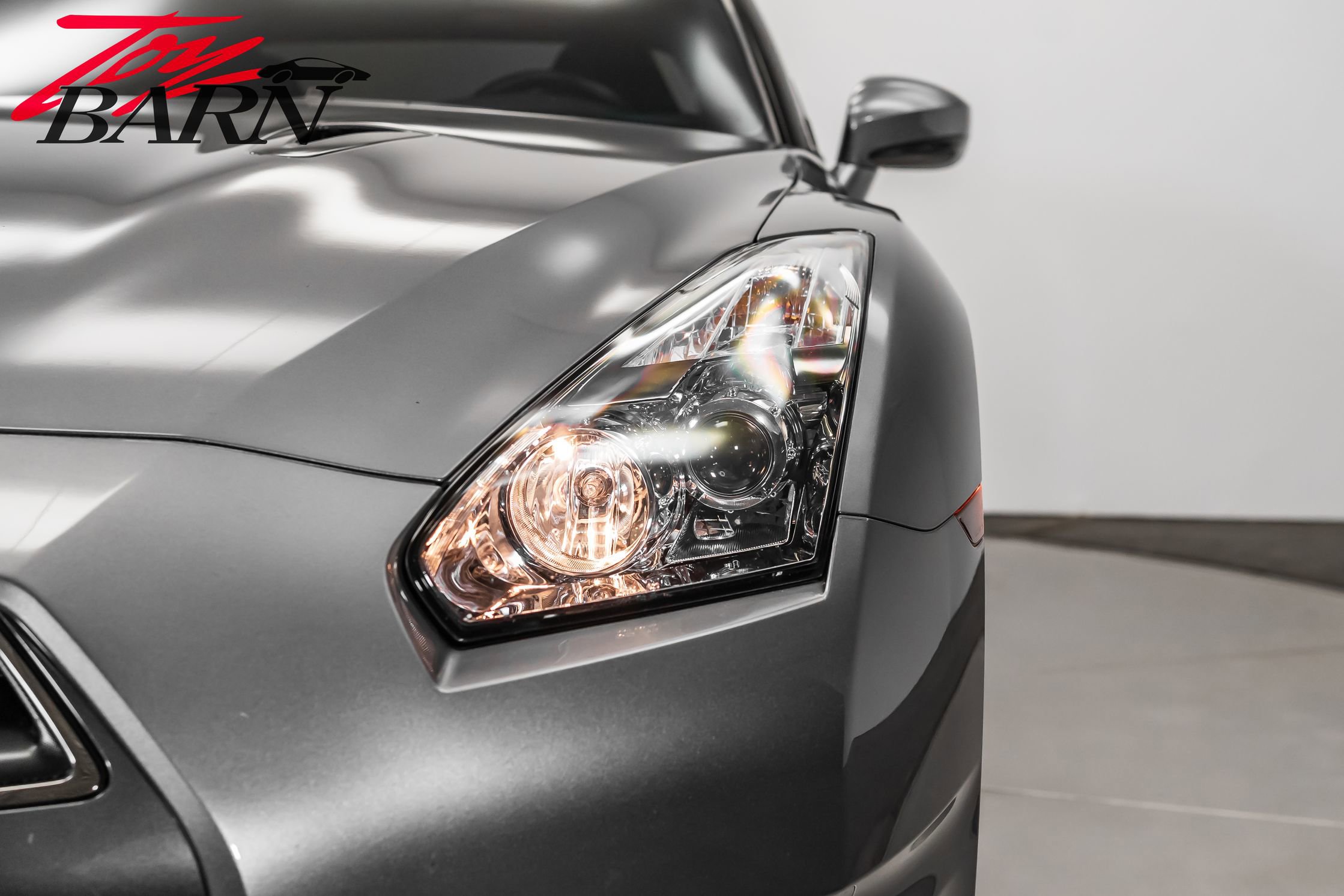 Used 2013 Nissan GT-R Black Edition image 10