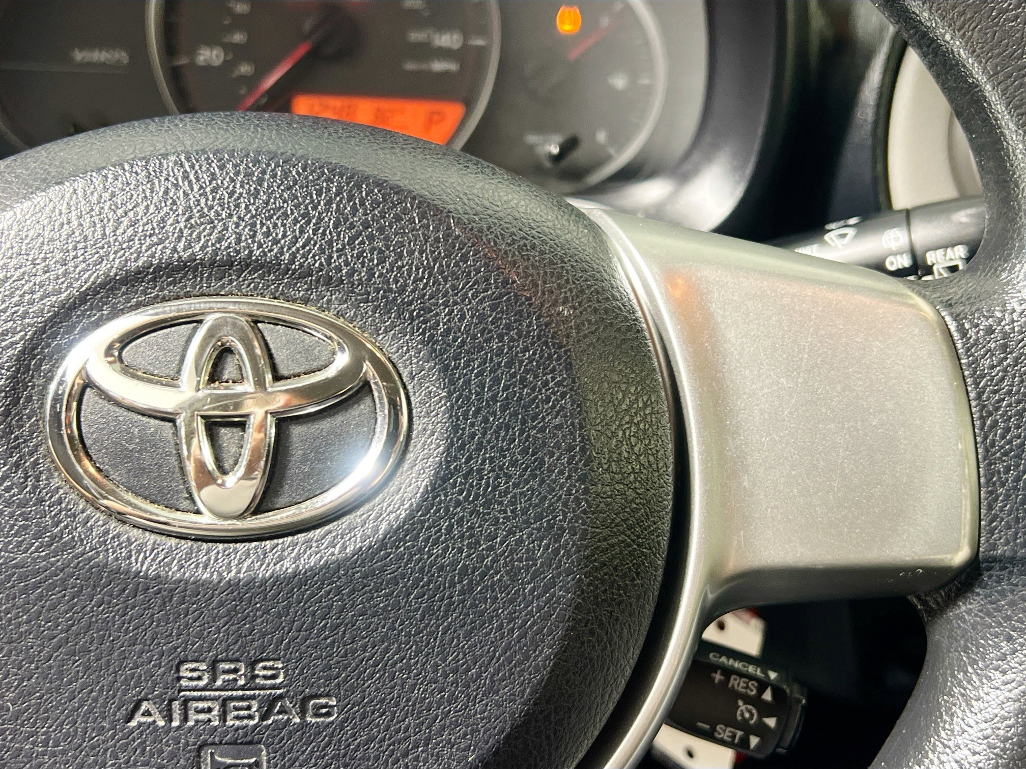 Used 2013 Toyota Yaris LE FWD image 19