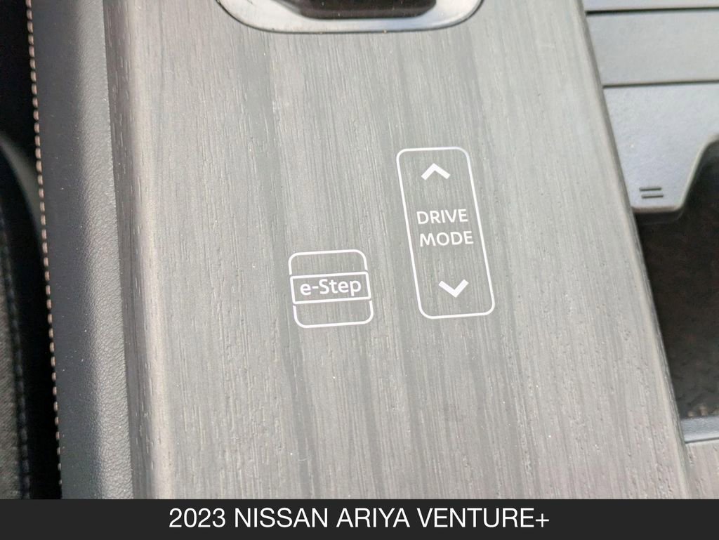 Used 2023 Nissan Ariya FWD image 21