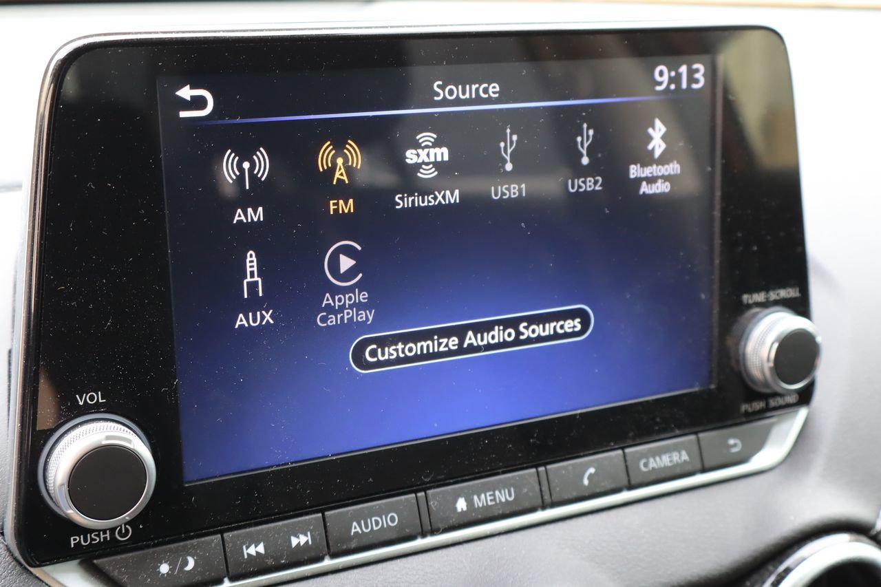 Used 2023 Nissan Sentra SV FWD image 8