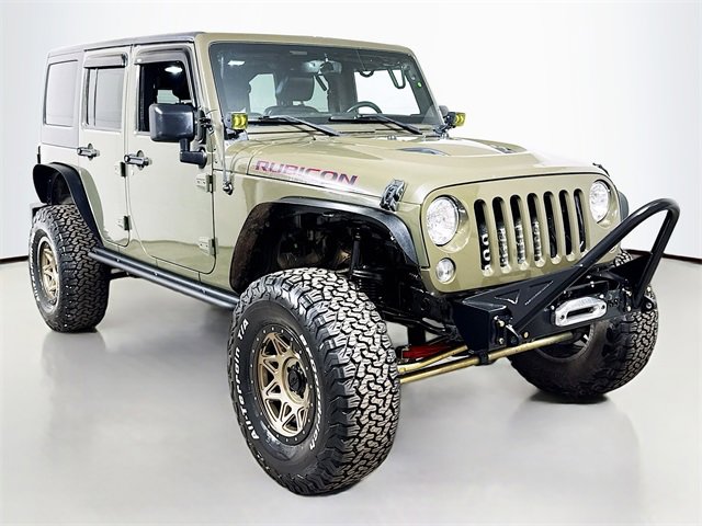 Used 2015 Jeep Wrangler Unlimited Rubicon image 3