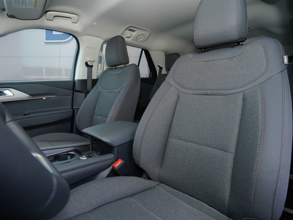 New 2026 Ford Explorer Active image 24