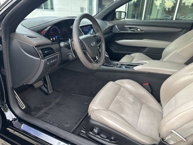 Used 2017 Cadillac ATS V w/ Carbon Black Package image 22