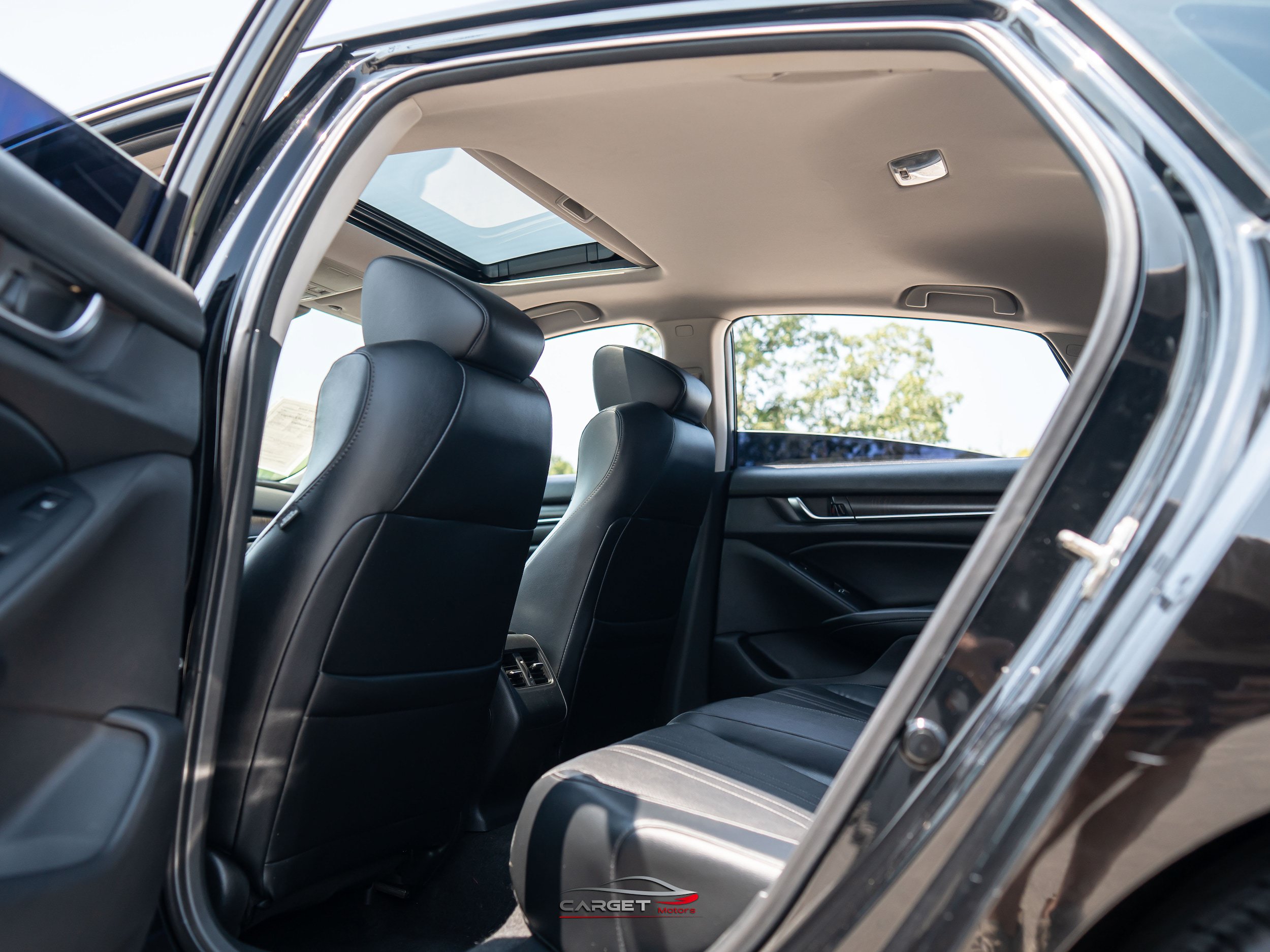 Used 2018 Honda Accord Touring image 20
