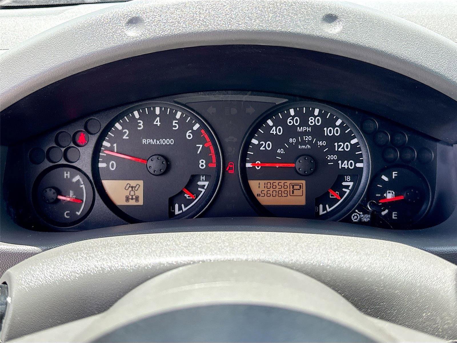 Used 2018 Nissan Frontier SV w/ Value Truck Package AWD/4WD image 12