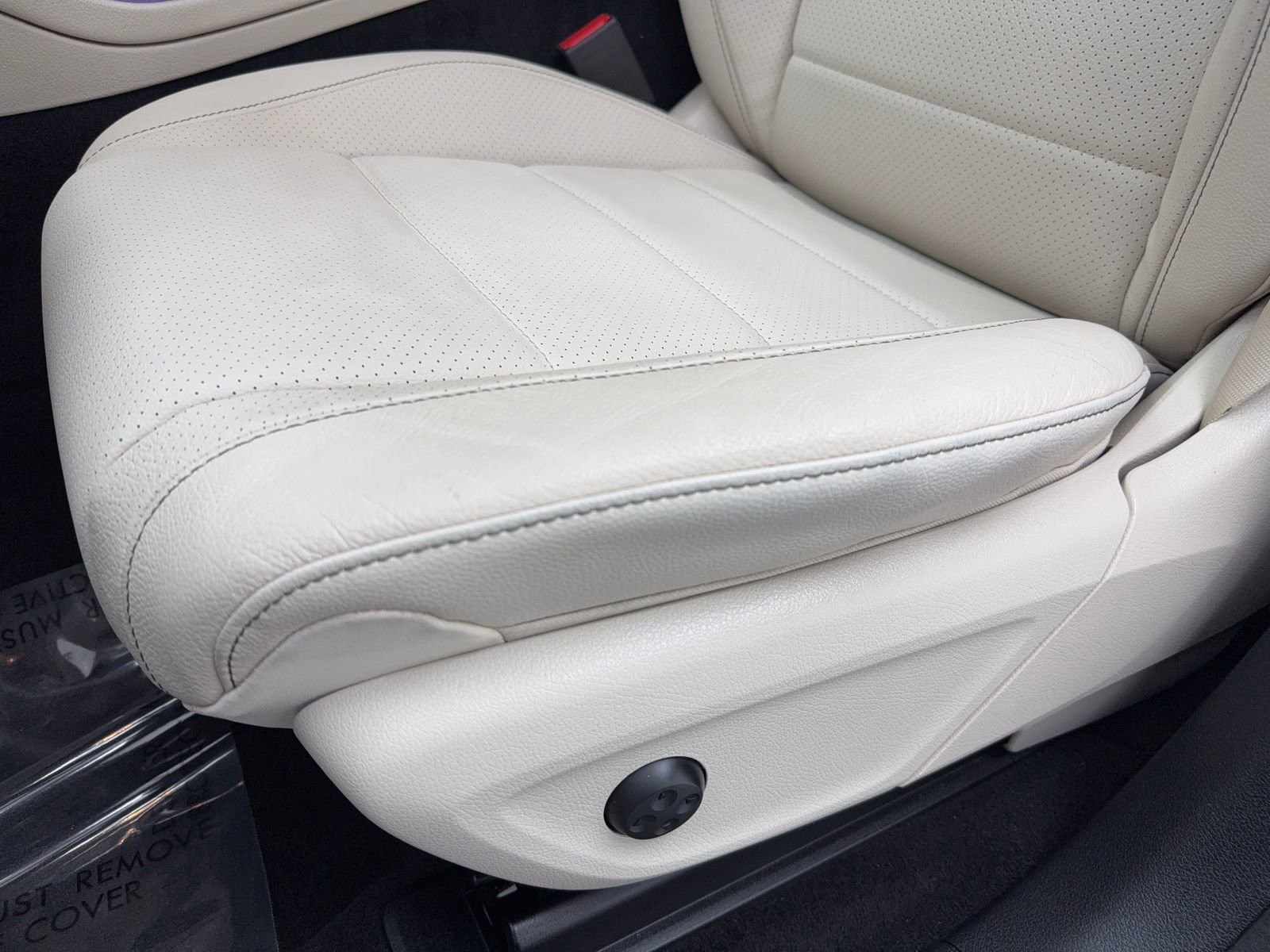 Used 2021 Mercedes-Benz GLE 350 4MATIC w/ Premium Package image 35