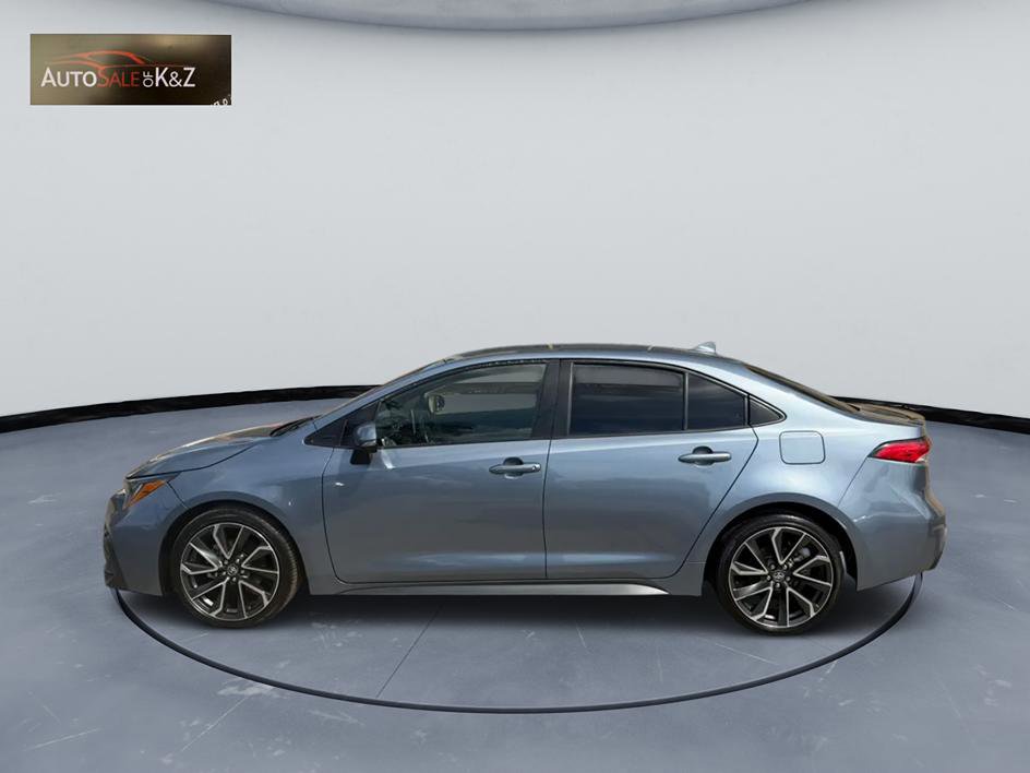 Used 2021 Toyota Corolla SE w/ SE Premium Package image 3