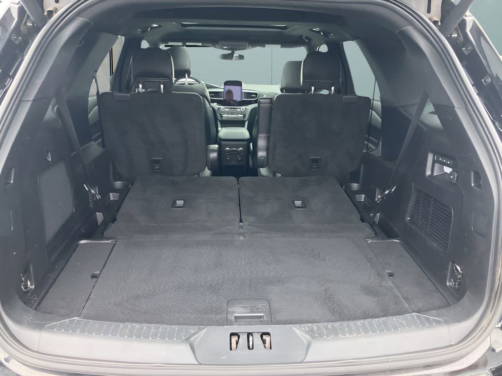 Used 2020 Ford Explorer ST w/ Premium Technology Package image 41