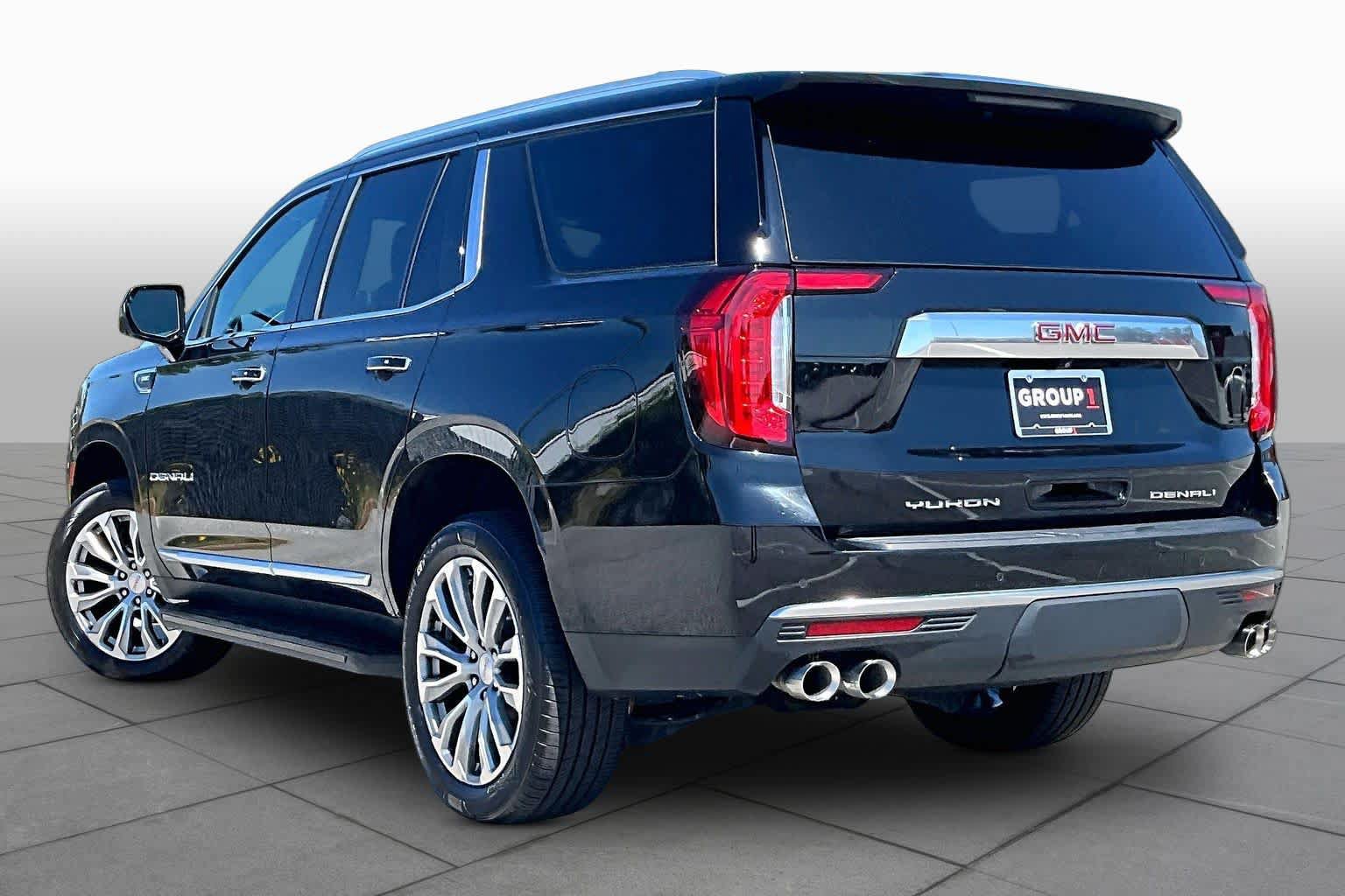 Used 2021 GMC Yukon Denali AWD/4WD image 12