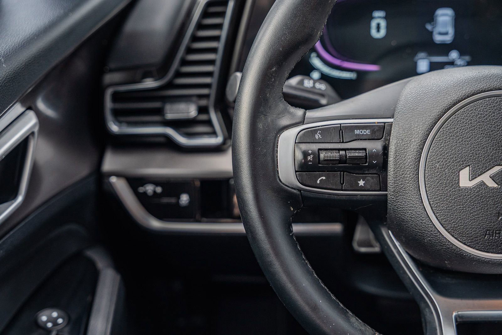 Used 2024 Kia Sportage EX image 26