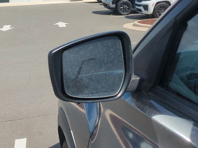 Used 2018 Nissan Kicks SV image 11