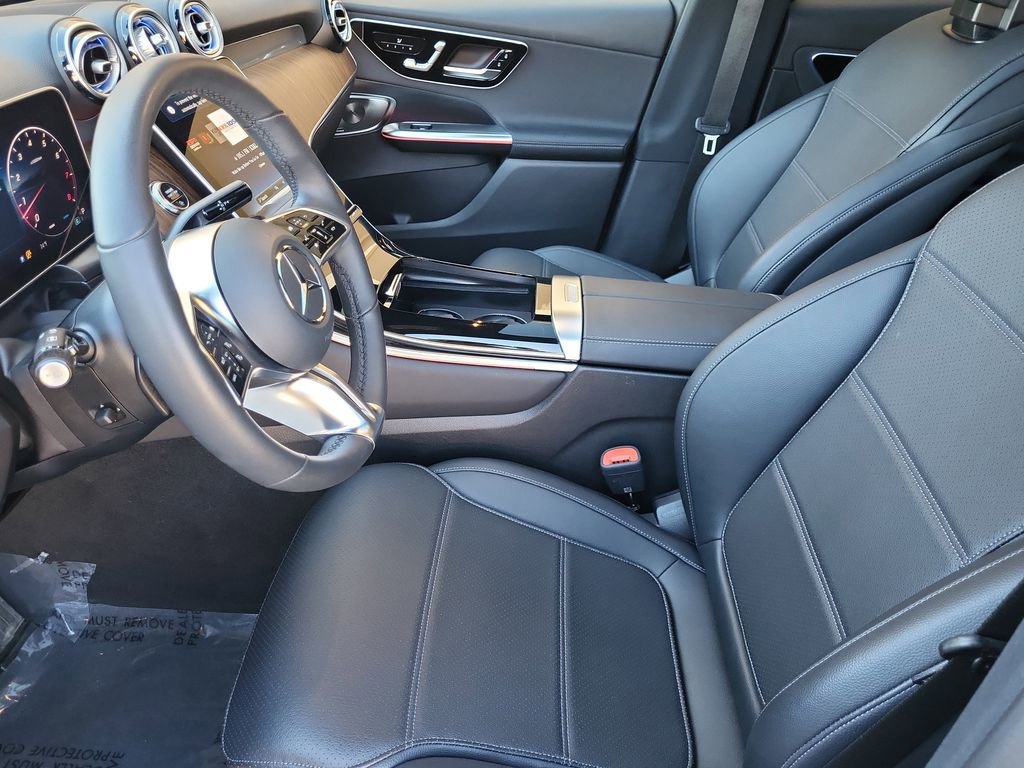 Used 2026 Mercedes-Benz GLC 300 4MATIC image 12